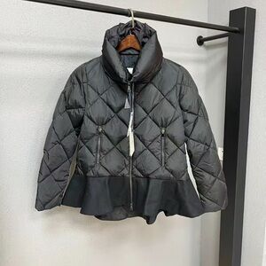 🚩steal authentic Moncler Black Puffer Jacket with Peplum Hem